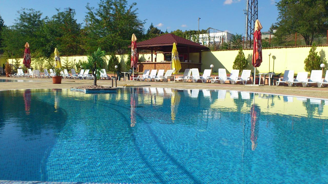 Hotel Mimoza Razgrad Eksteriør bilde