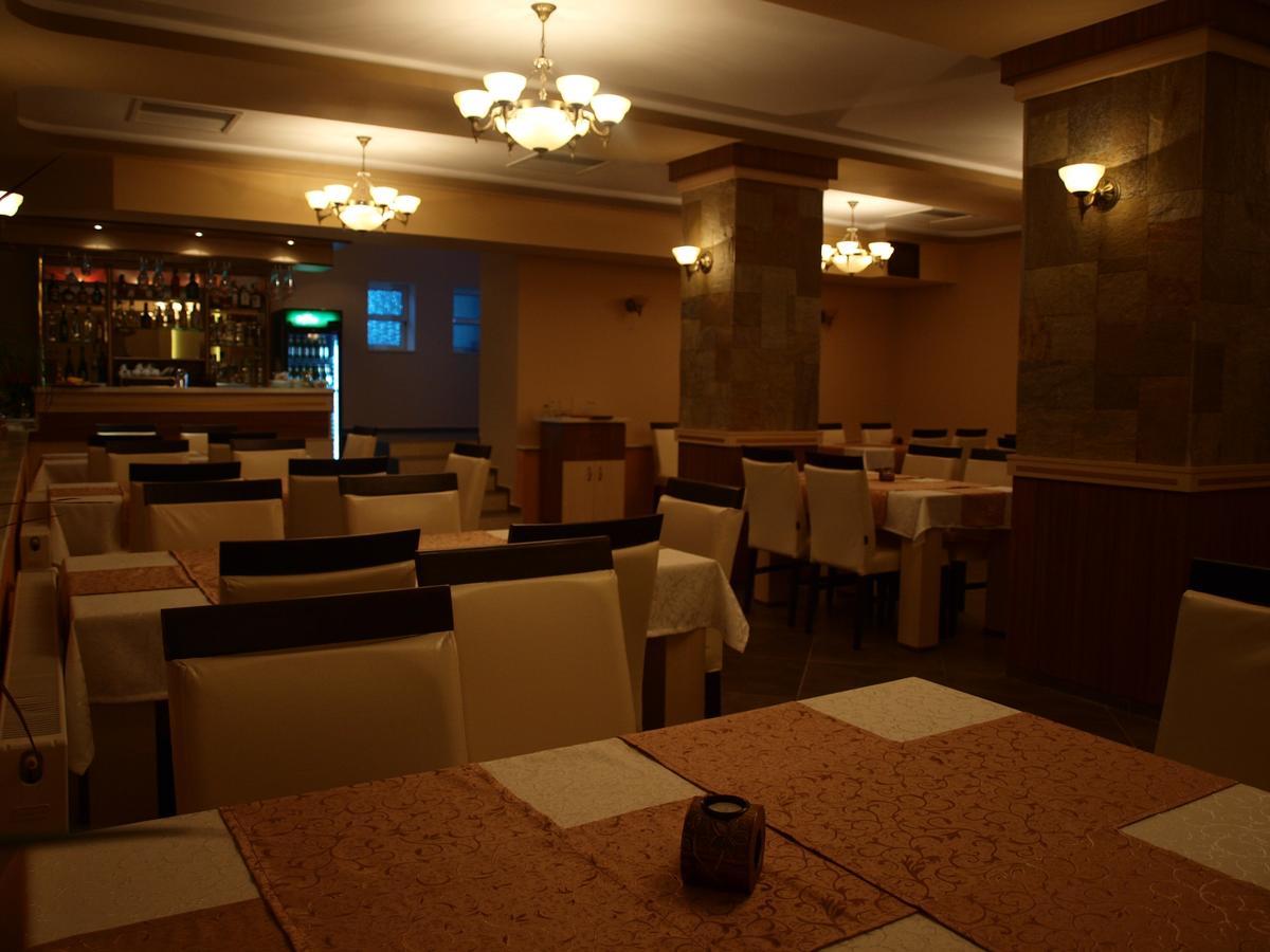 Hotel Mimoza Razgrad Eksteriør bilde