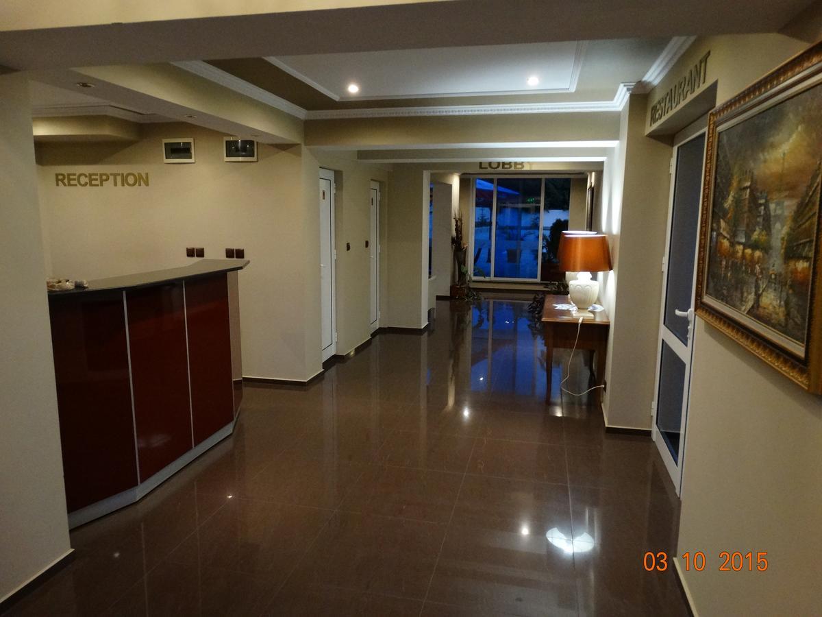 Hotel Mimoza Razgrad Eksteriør bilde