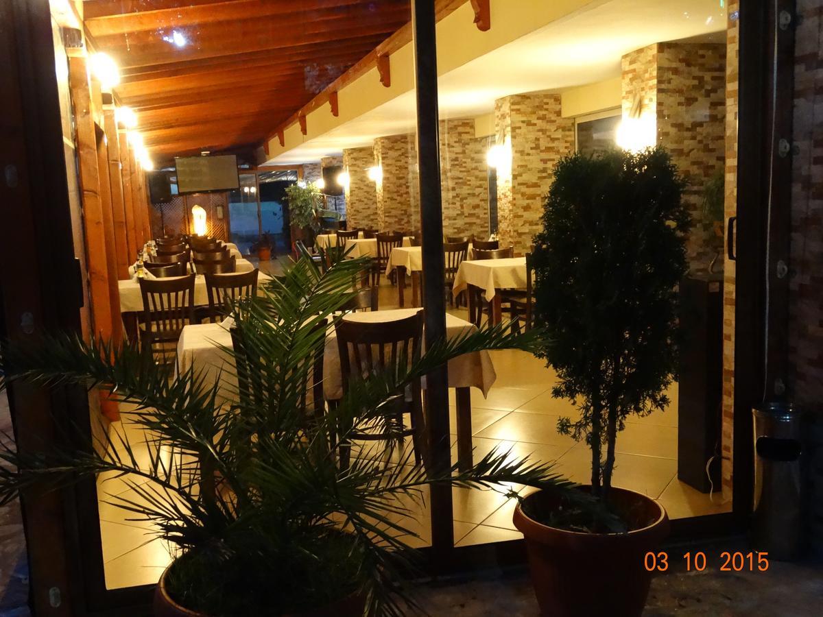 Hotel Mimoza Razgrad Eksteriør bilde