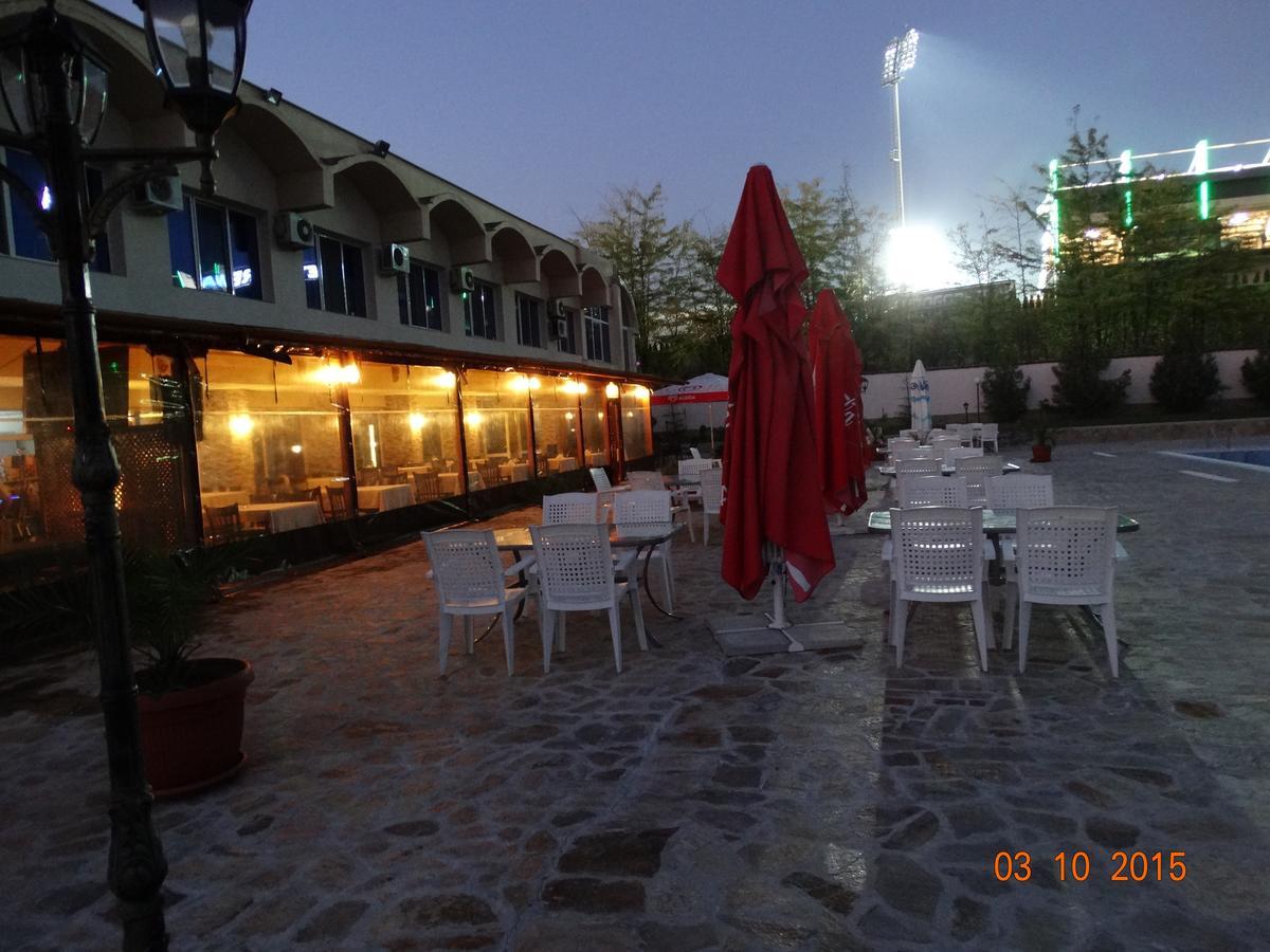 Hotel Mimoza Razgrad Eksteriør bilde