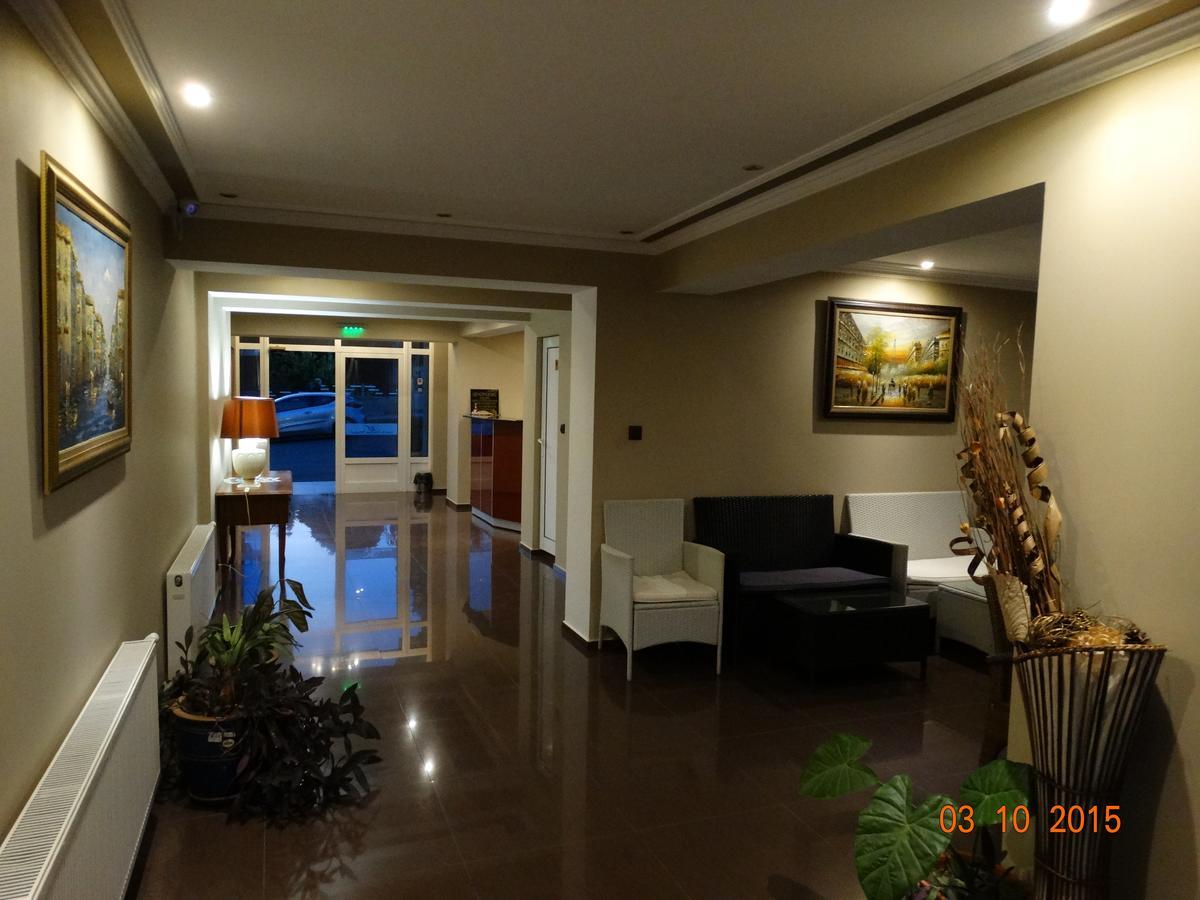 Hotel Mimoza Razgrad Eksteriør bilde
