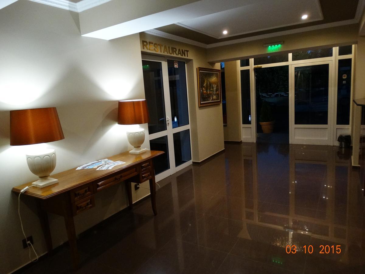 Hotel Mimoza Razgrad Eksteriør bilde