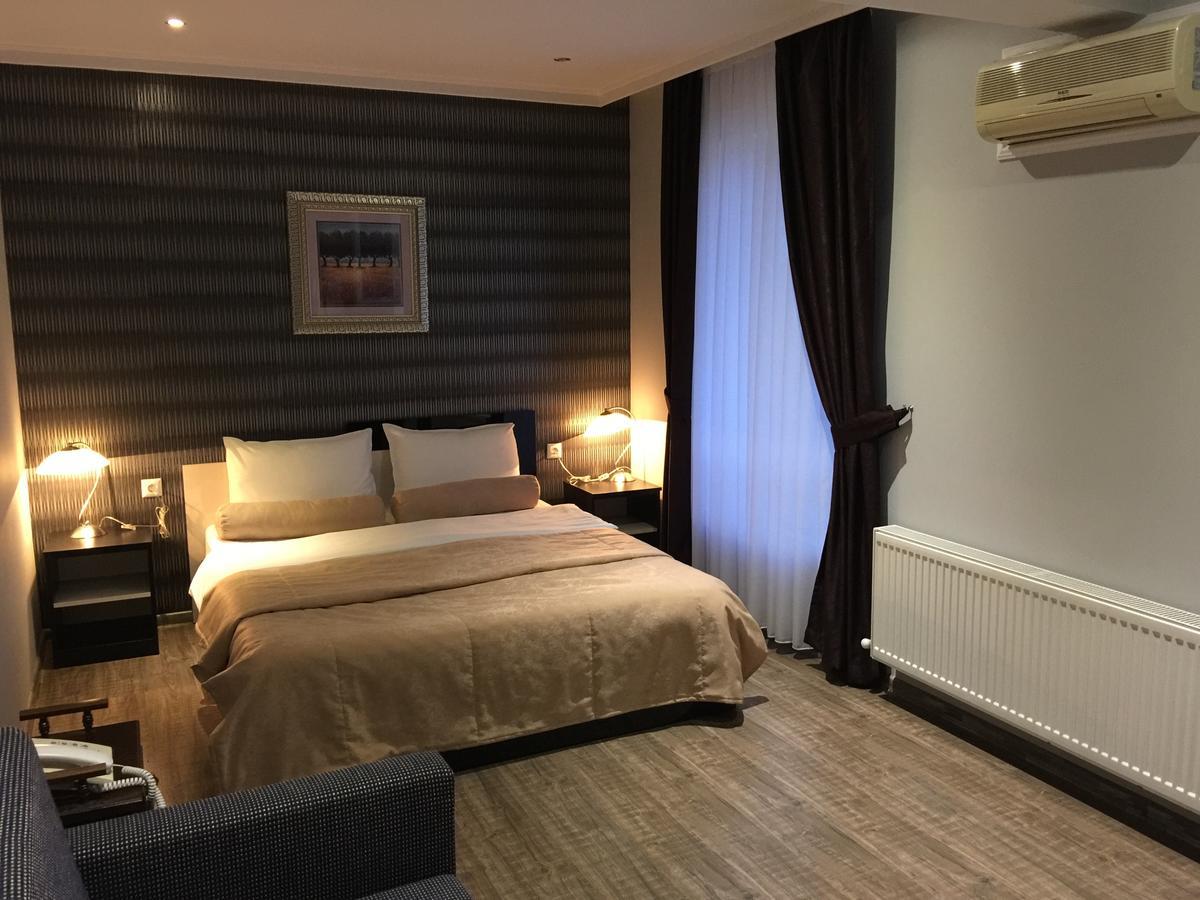 Hotel Mimoza Razgrad Eksteriør bilde